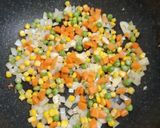 รูปขั้นตอนการทำที่ 2 ของ ข้าวผัดกุ้ง