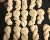 A picture of step 6 of Twisted donuts.