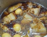 A picture of step 4 of Yakult Braised Pork Belly & Quail Eggs.