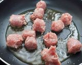 Foto del paso 1 de la receta: Espaguetis con butifarra al Pedro Ximénez y cebolla caramelizada