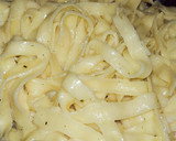 Foto del paso 2 de la receta: Milanesa a la napolitana y fideos a la crema