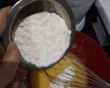 Foto langkah ke 5 dari resep Bolu Cookies & Cream Oreo.