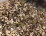 Foto langkah ke 1 dari resep Cranberry Pistachio Energy Bites.