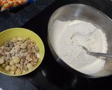 Foto del paso 1 de la receta: Budín con frutos secos y aguardiente