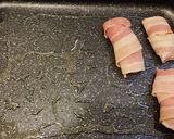 Aszalt szilvával töltött baconos csirkemell recept fázis 4 fotója