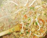 Foto del paso 4 de la receta: Arroz frito estilo asiático con pollo