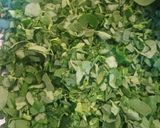 A picture of step 1 of Methi Besan sabji.