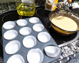 Foto del paso 5 de la receta: Magdalenas de canela y limón
