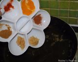A picture of step 3 of Eggplatns onions with tomato sauce.