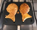 Hình bước làm 5 của món Bánh Cá Taiyaki nhân hoa Anh Đào "Sakura paste"🌸-🌸