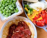 Foto langkah ke 1 dari resep Tumis Sapi Saus Bulgogi.