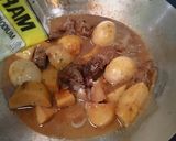 Foto langkah ke 2 dari resep Semur Daging Telur Kentang.