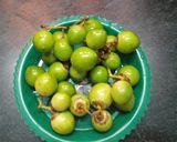 A picture of step 1 of Gond ki sabji.