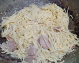 Foto langkah ke 8 dari resep Spaghetti Carbonara Sosis.