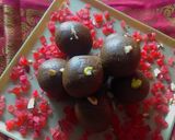 A picture of step 2 of Moong laddu.