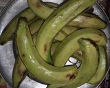 A picture of step 1 of Raw Banana Kofte.