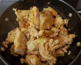 A picture of step 5 of My Peri peri maranated Chicken breast with Salad. 😀.