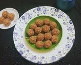 વધેલી રોટલી ના લાડુ (Left Over Rotli Ladoo Recipe In Gujarati) રેસીપી સ્ટેપ4ફોટો