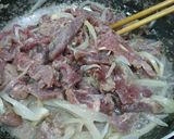 Hình bước làm 3 của món Bò tái chanh cuốn bánh tráng