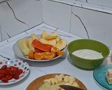 Foto langkah ke 1 dari resep Fruit Salad with Yogurt Cream.