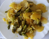 Foto del paso 3 de la receta: Patatas con pimientos y huevos fritos