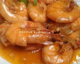 Foto langkah ke 3 dari resep Udang saus asam manis simple.