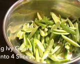 A picture of step 1 of Coccinia grandis fry.