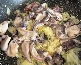 Foto del paso 4 de la receta: Arroz con berberechos y chipirones