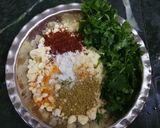 A picture of step 4 of Panchkutiyu Shaak.