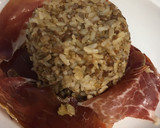 Foto del paso 6 de la receta: Arroz integral con quinoa roja, jamón serrano y ajetes 😋