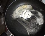 A picture of step 3 of Cheesy broccoli.
