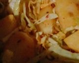 A picture of step 2 of Aloo patta gobhi ki sabji.