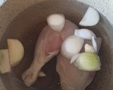 عکس مرحله 1 از دستور مرغ با سس زرشک