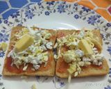 A picture of step 4 of Bread Pizza.