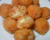 Foto langkah ke 9 dari resep Bola bola nasi (untuk batita).
