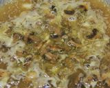 Foto langkah ke 2 dari resep Mushroom Soup.