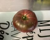 Une image de l'étape 3 de Salade de melon au concombre, tomate noire, oignon rouge et feta.