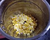 A picture of step 12 of Nawabi paneer veg anda curry.