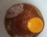 Foto do passo 2 de Bolo de chocolate na caneca para dois