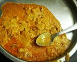 A picture of step 4 of Khatti Meethi dhokli.