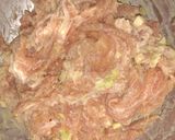 รูปขั้นตอนการทำที่ 3 ของ หมูทอดกรอบกระเทียม (Crispy Garlic Pork)