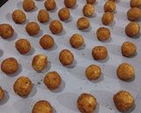Foto langkah ke 6 dari resep 🟨Palm Sugar Cheese Cookies🟥.