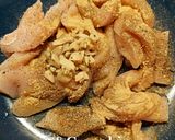 Φωτογραφία βήματος 5 της συνταγής Κοτόπουλο με κολοκυθάκια, ζαμπόν και πιπεριές C&G