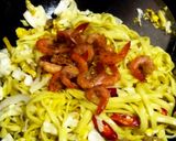 Foto langkah ke 4 dari resep Mie Kecap.