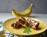 Foto langkah ke 14 dari resep Tokyo Banana Chocolate Roll Cake.