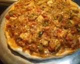 A picture of step 3 of Cheese burst pizza.