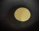 Foto langkah ke 3 dari resep Pancake Sederhana.