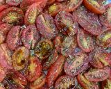 Foto del paso 1 de la receta: Tomatitos cherry confitados