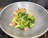 Foto langkah ke 5 dari resep Cah Brokoli Baby Corn.
