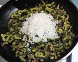 Pavakka Thoran recipe step 4 photo